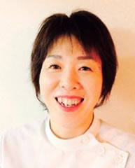 内山　亜紀子